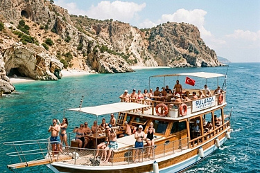 Морская экскурсия на остров Сулуада