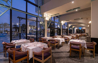 JAZ Pyramids Resort