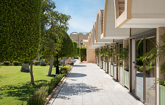 JAZ Pyramids Resort