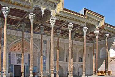 Мечеть Боло-Хауз